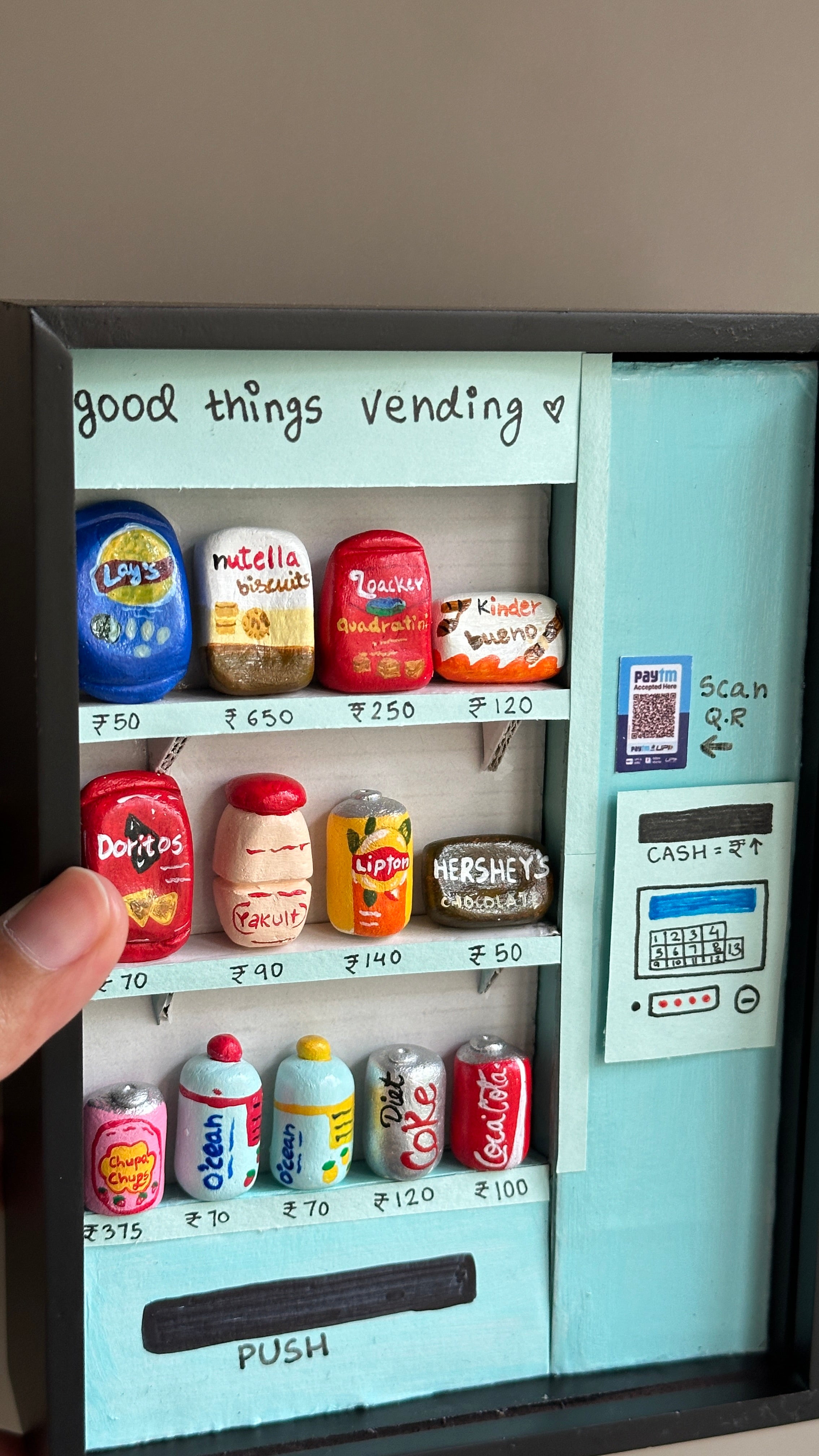 Vending machine key holder